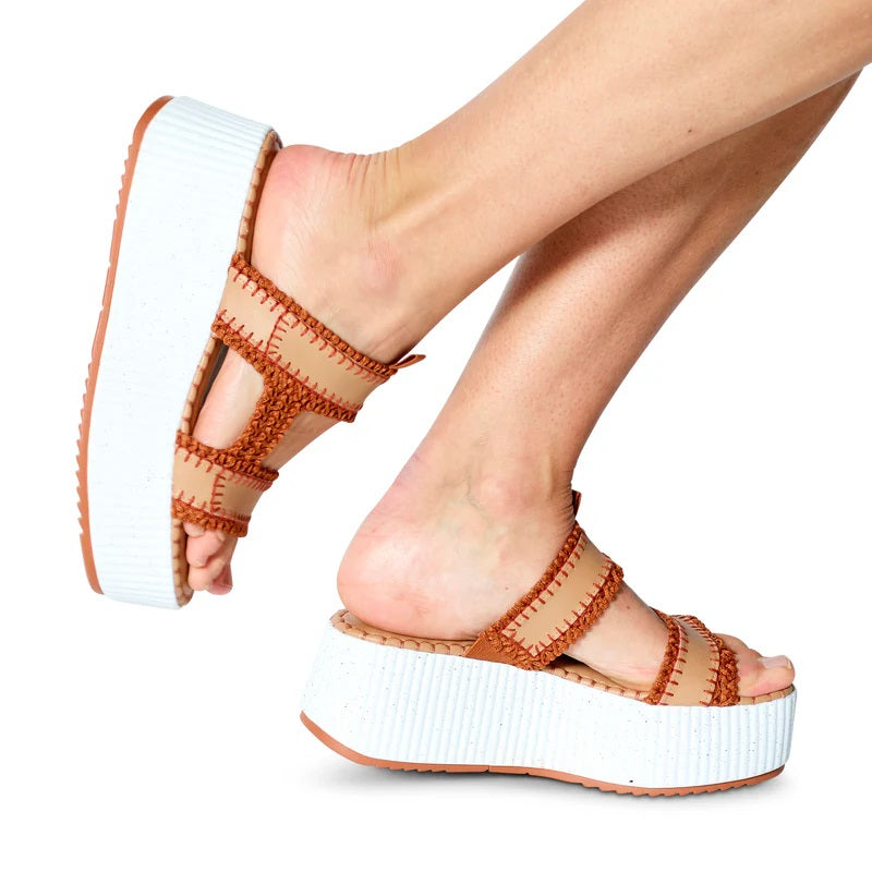 Love Rio Gillie Slide Sandal - Pecan