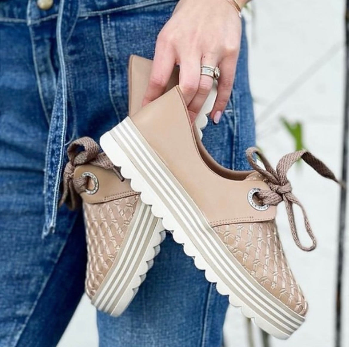 Love Rio Maple Lace up Sneakers - Taupe